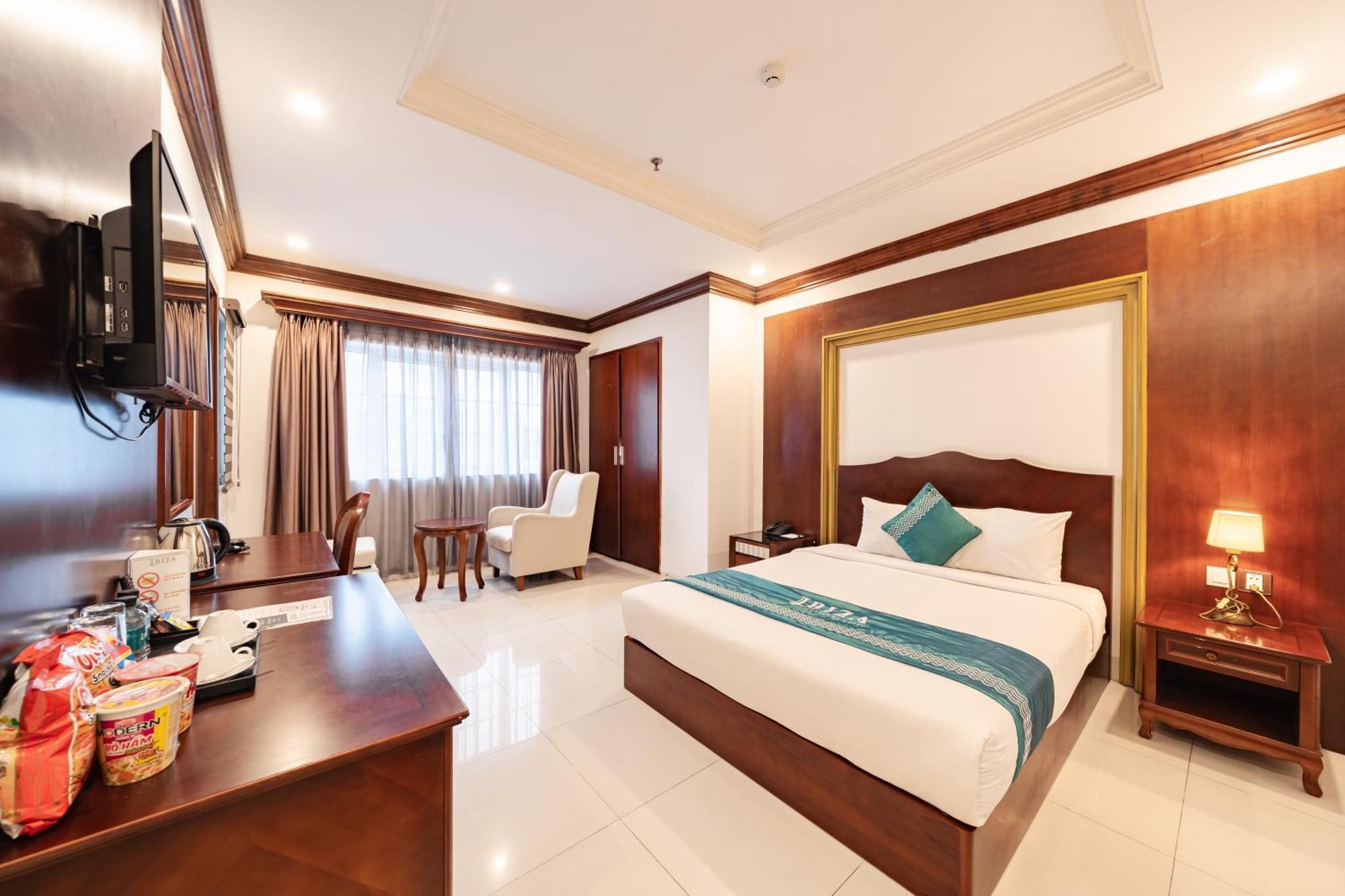 Ibiza Riverfront Da Nang Hotel Powered By Aston Zewnętrze zdjęcie