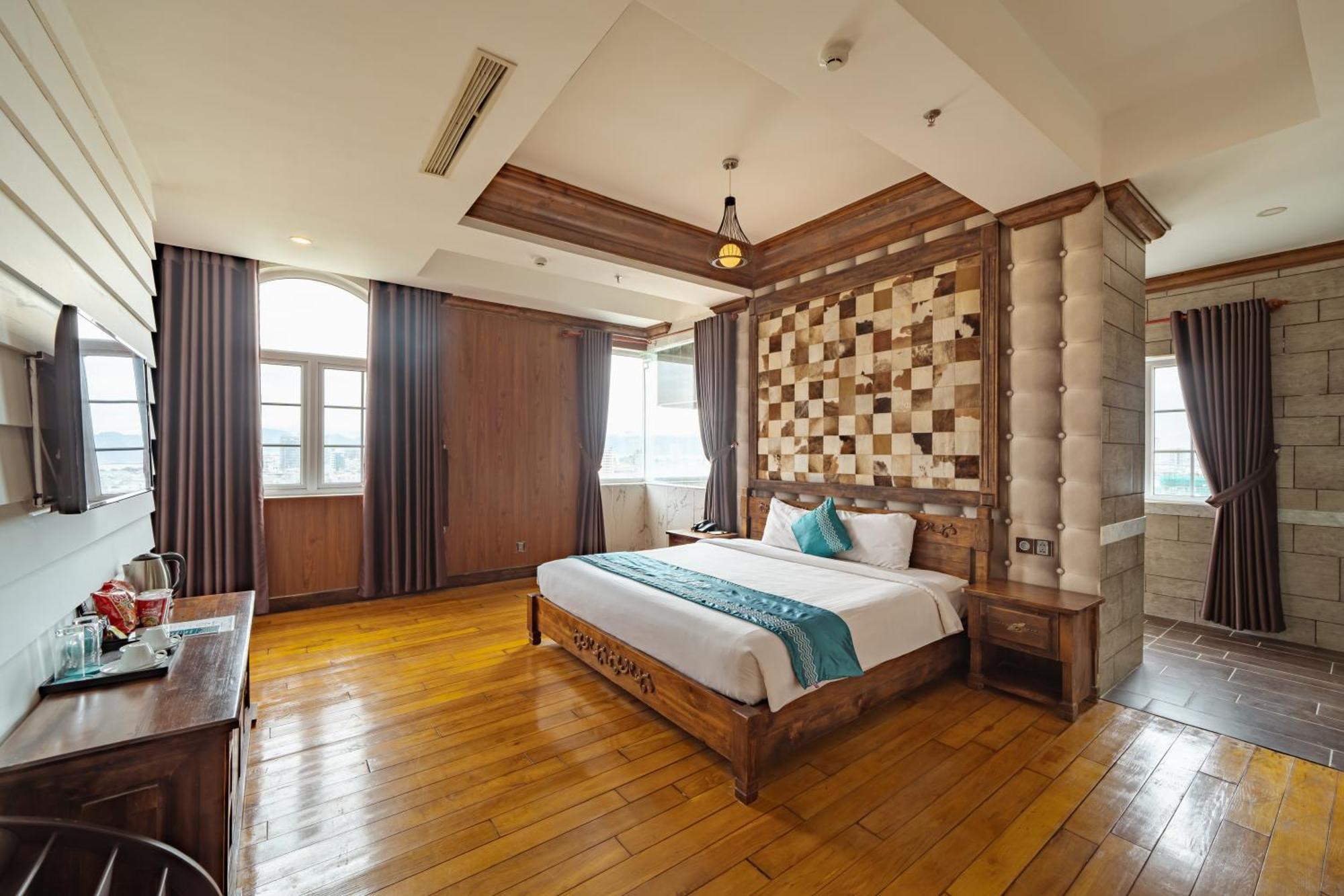 Ibiza Riverfront Da Nang Hotel Powered By Aston Zewnętrze zdjęcie