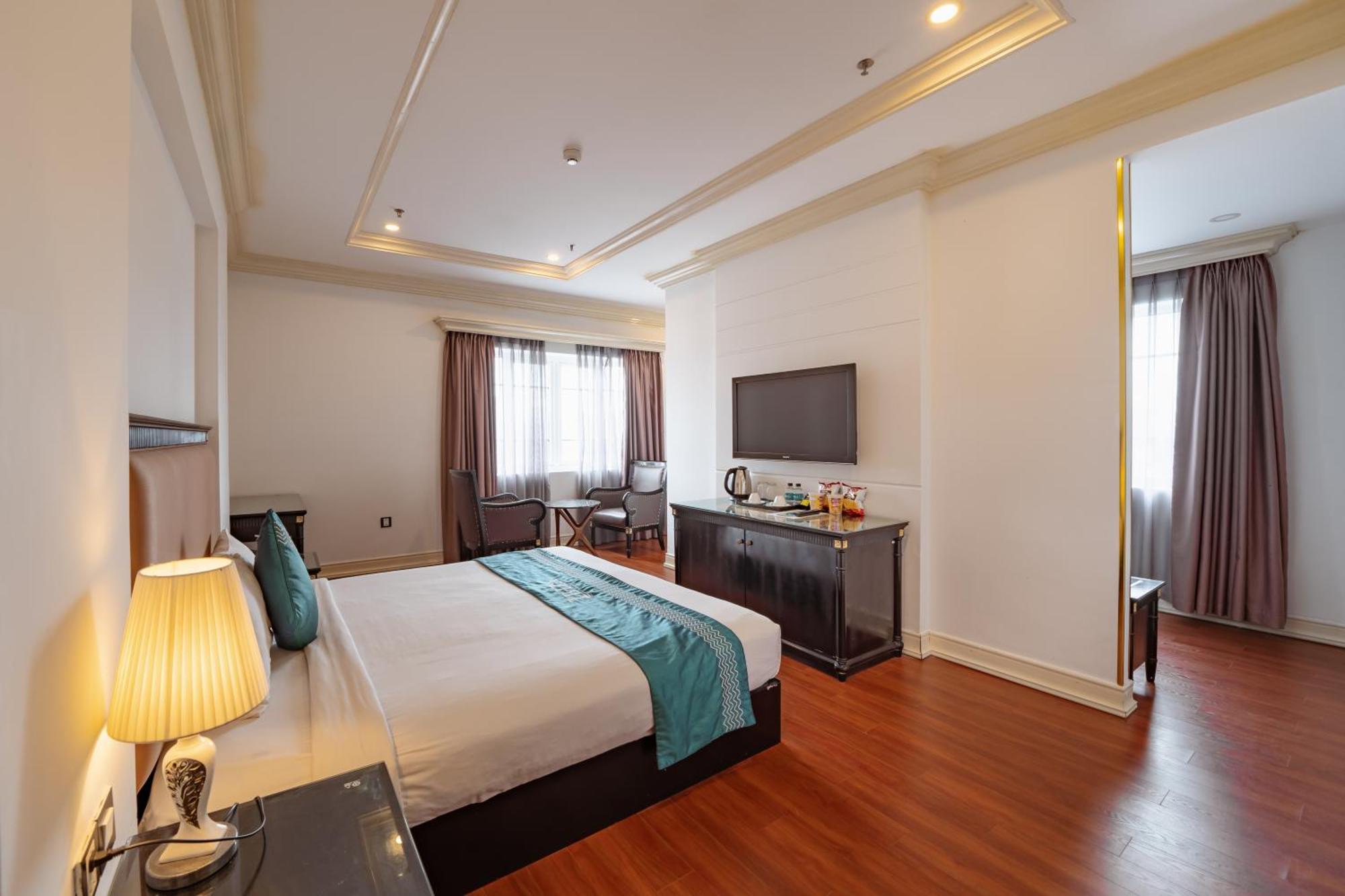 Ibiza Riverfront Da Nang Hotel Powered By Aston Zewnętrze zdjęcie
